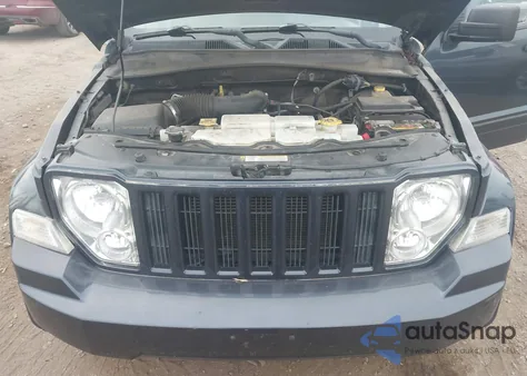 2008 Jeep Liberty Sport from USA, damaged, VIN 1J8GN28K38W178360